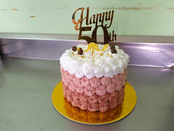Black Current Vanilla Creamy Cake - 1KG